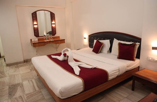 Amarnath Hotel | Hotel Raja Kalyan