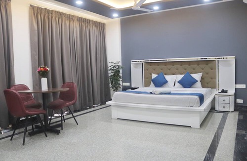 Gurugram Hotel | Axon Stays Near Artemis Hospital Gurgaon Sector 52