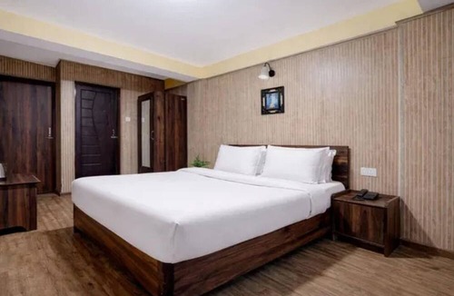 Darjeeling Hotel | Fabhotel Lorung Residency