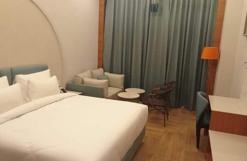 Semiliguda Hotel | HOTEL IMPERIAL BLU