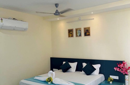 Maheshwar Villa | Gokul hotel