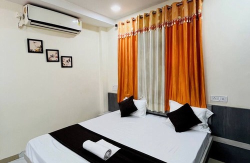 Maheshwar Villa | Gokul hotel