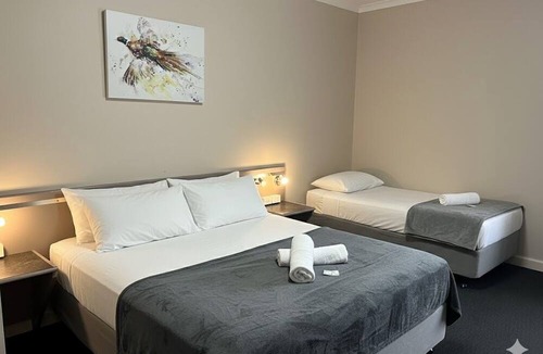 Bass Hill Hotel | Banksia Motel Bass Hill
