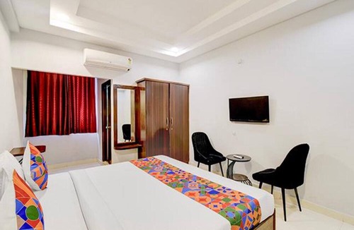 Kondapur Hotel | Fabhotel Jaswitha Grand
