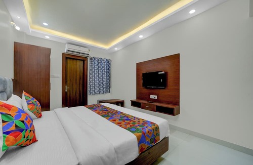 Kolar Road Hotel | Fabhotel Shri Vinayak