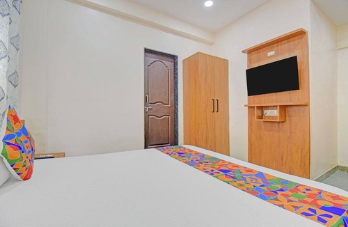 Hadapsar Hotel | Via Kanak Executive