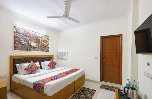 Dariyaganj Hotel | FabHotel Rivlet Central Delhi New Delhi