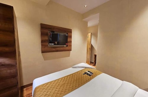 Masjid Bandar Hostel | Hotel Imperial Suite