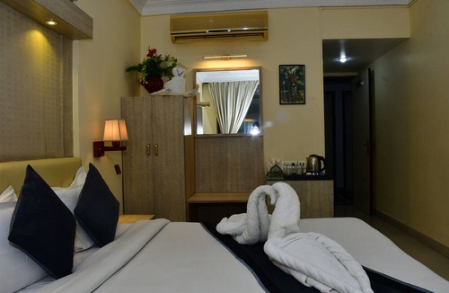 Kanpur Hotel | THE RASS HOTEL