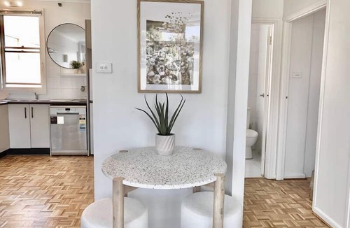 Bondi Junction Apartment | 83 OSHR