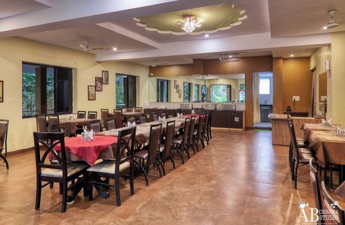 Tekadi Mandavzari Resort | Tiger King Resort