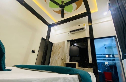 Ahmedabad Hotel | Hotel Rising Gest