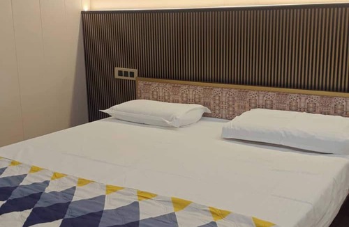Taj Ganj Apartment | ZM Homestay - Luxury Comfort Awaiting