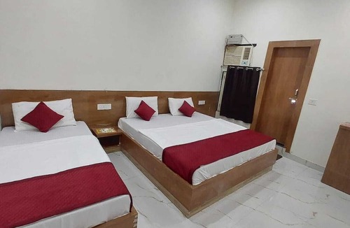 Barsana Hotel | Ladlee Palace Guest House
