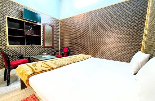 Varanasi Hotel | Hotel Teerth Guest House Varanasi