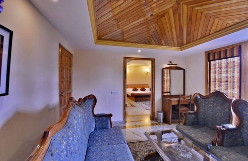 Naldehra Hotel | The Woodstock Resort