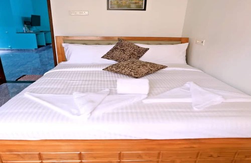 Pondicherry Beach Hotel | Golden Home Stay