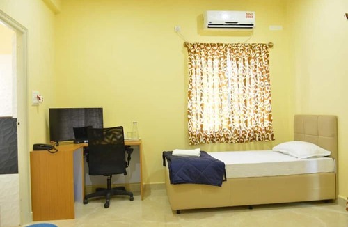 Gokulam Hotel | Golden Nest