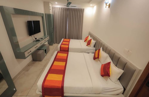 Nathdwara Hotel | Papaya Leaf Comfort Nathdwara