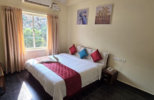 Srikalahasti Hotel | HOTEL KSR GRAND