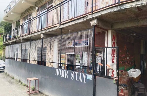 Narkanda Hotel | Bushahri Homestay