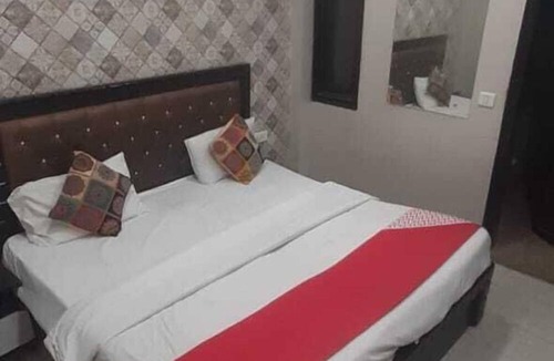 Vikaspuri Hotel | MERO RESIDENCY