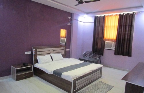 Khandwa Hotel | Hotel Celebration Green