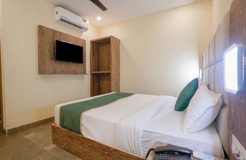 Mulund West Hotel | Crystal By Glitz Hotels