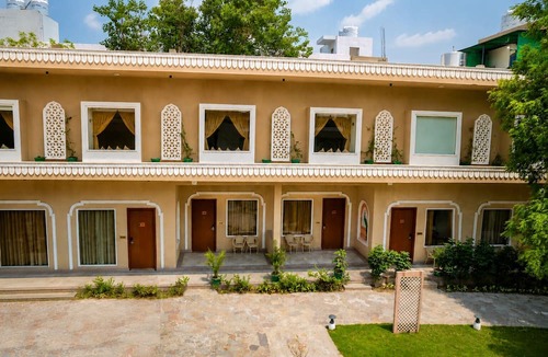 Mathura Resort | Kadamb Kuteer Vrindavan