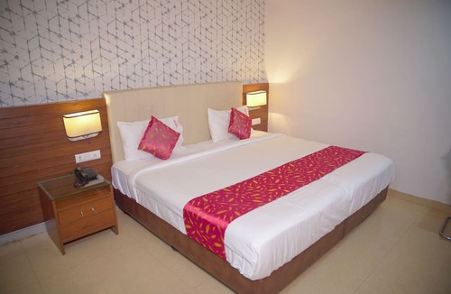 Miyapur Hotel | Hotel Occassia Bliss – Premium Hotel with Rooftop Restaurant & Bar in Miyapur