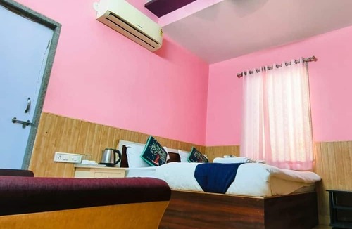 Abu Road Hotel | Hotel SSR Palace Mount Abu