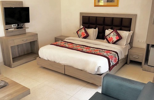 Vasant Kunj Hotel | R Cottages- Home in Vasant Kunj