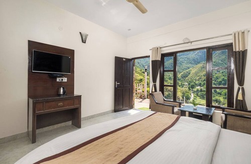 Mussoorie Hotel | Hotel Sun Village by Palm Aryan