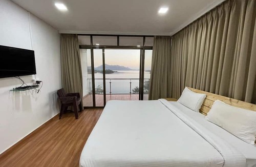 Igatpuri Resort | Shvas Island Resort