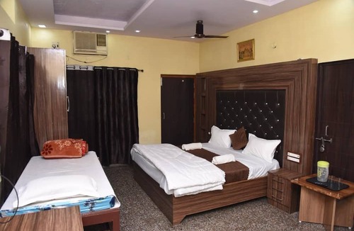 Mohangarh Hotel | Hotel Vills Guest House Lucknow
