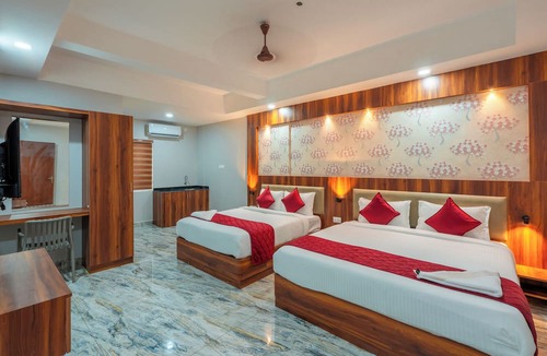 Mamangalam Hotel | Daan Residency