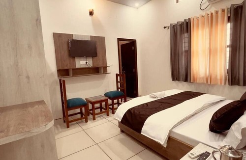 Bullawala House | Vishram Guest House
