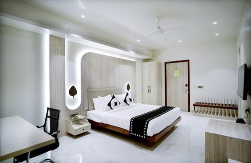 Faizabad Hotel | Clubhouse Hotel Ayodhya