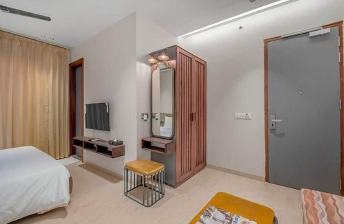 Ayodhya Hotel | Hari Om Residency