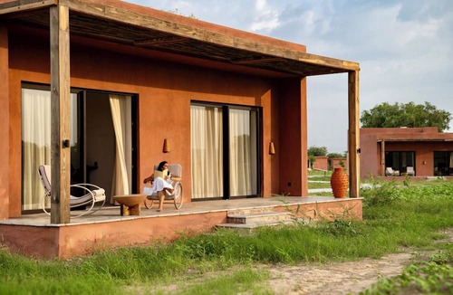 Barli Hotel | Mharo Khet