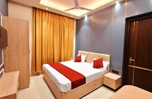 Rakabganj Hotel | Hotel NP Palace