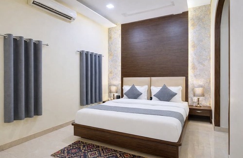 Dariyaganj Hotel | Shyama inn by Rivlet