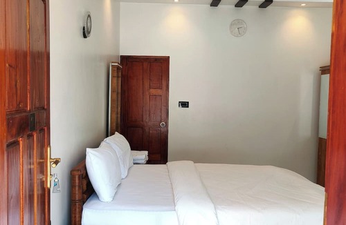Edava Hotel | Wavealokam Beach Retreat