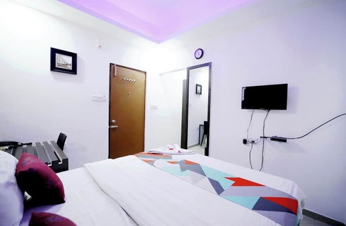 Pulikeshi Nagar Hotel | Avenue Inn