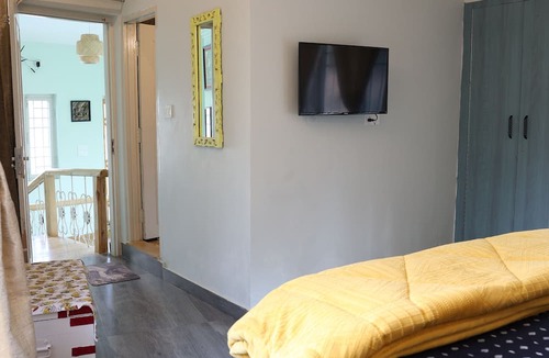 Tehri Bed & Breakfast | DeerWood Cottages