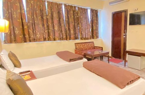 Dharmatala Hotel | Astoria Hotel
