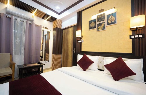 Lakhisarai Hotel | Ivy Nirvana