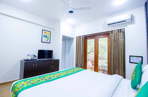 Gauravaddo Hotel | Treebo Kristal Sands Beach Resort with Swimming Pool
