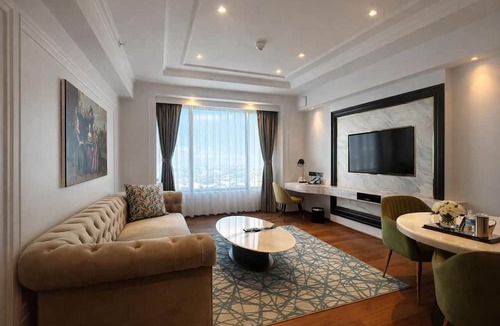 Kolkata Hotel | Hotel Soot