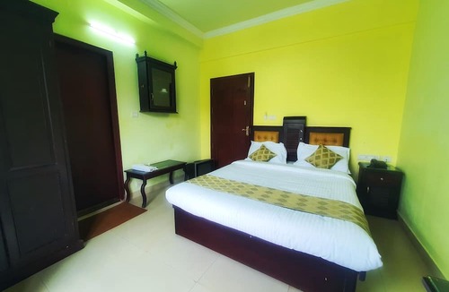 Moolakadai Hotel | The Paradise by Prasanth